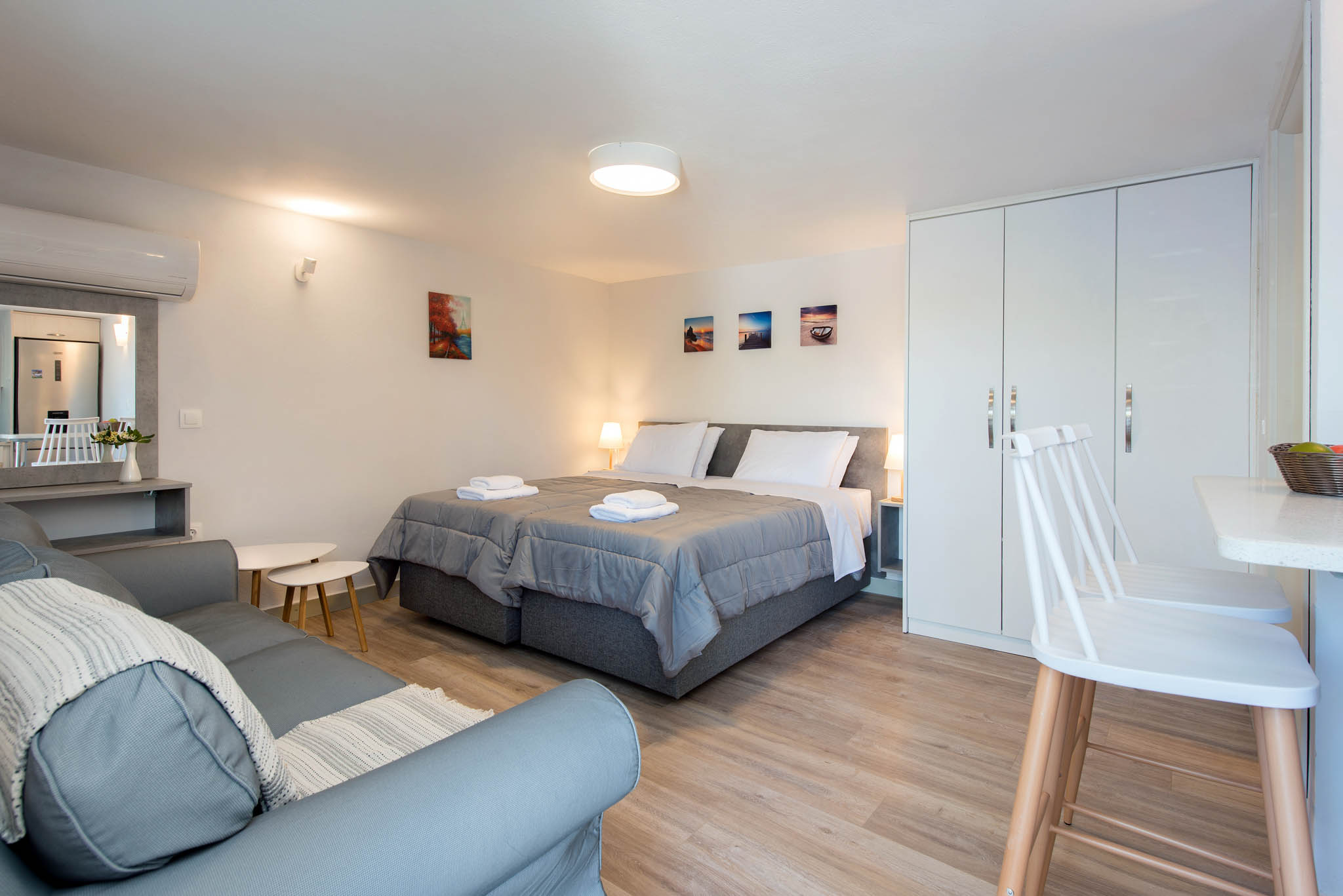 Studio Apartment