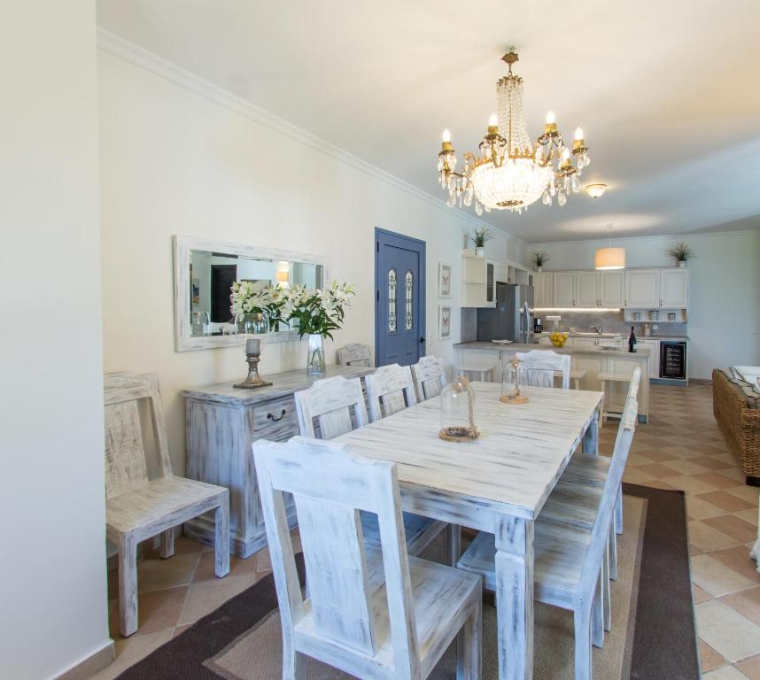 Villa Aliki
