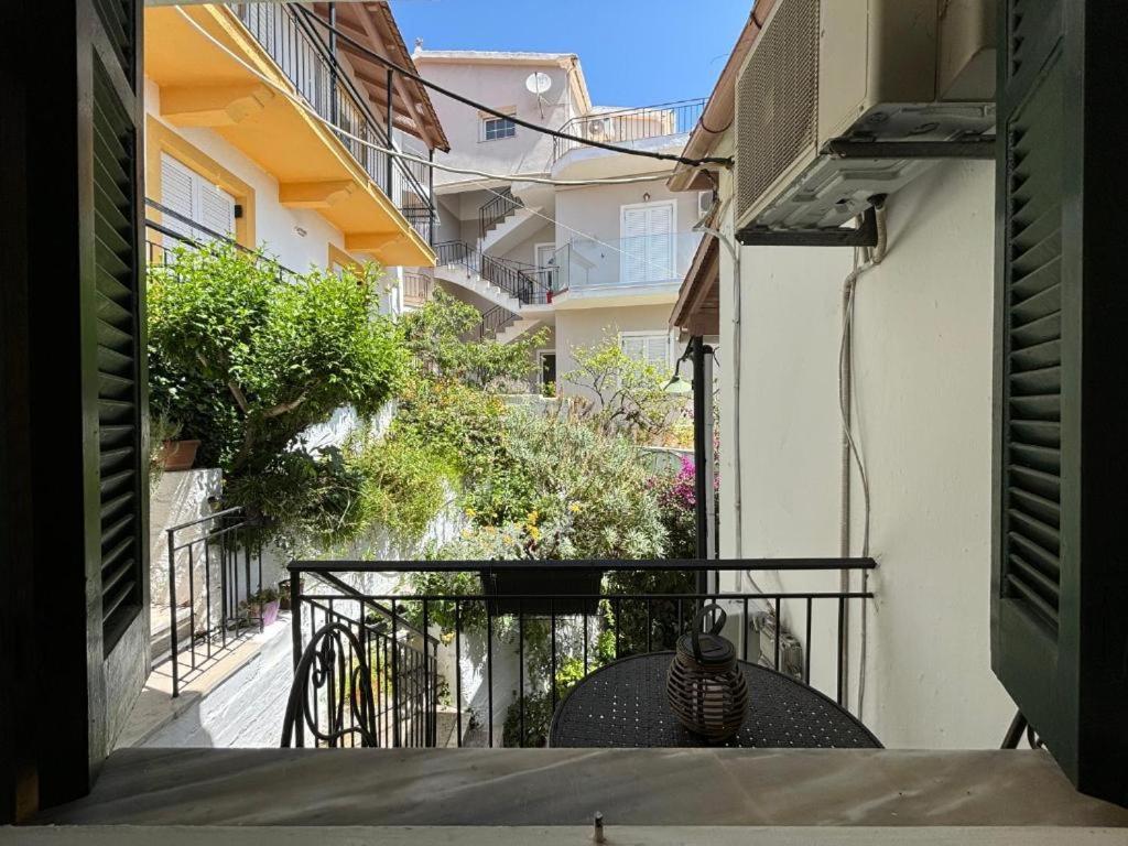 Antigone Apartments